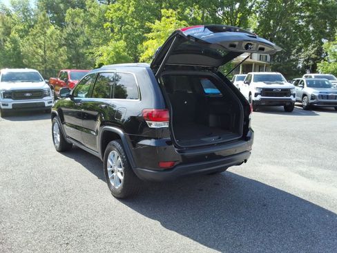 Used 2021 Jeep Grand Cherokee Laredo X AWD/4WD image 15