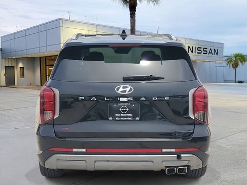 Used 2024 Hyundai Palisade SEL w/ Premium Package FWD image 6