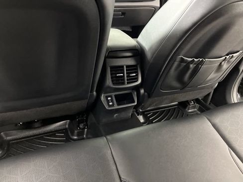 Used 2024 Kia Seltos EX AWD/4WD image 41