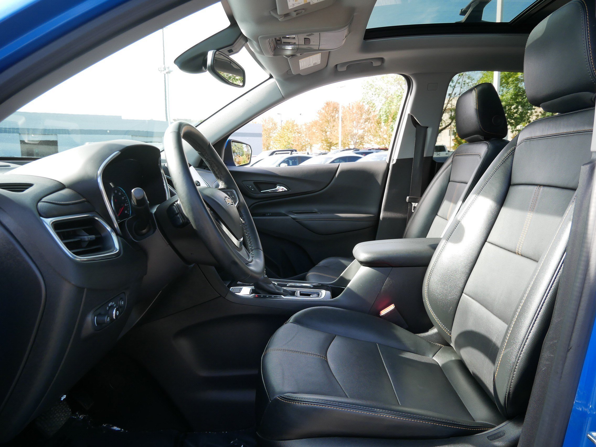 Used 2024 Chevrolet Equinox Premier AWD/4WD image 21