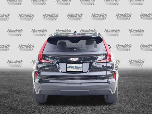 Used 2024 Cadillac XT4 Luxury w/ Cold Weather Package AWD/4WD image 8