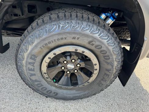 Used 2018 Ford F150 Raptor w/ Equipment Group 802A Luxury AWD/4WD image 6