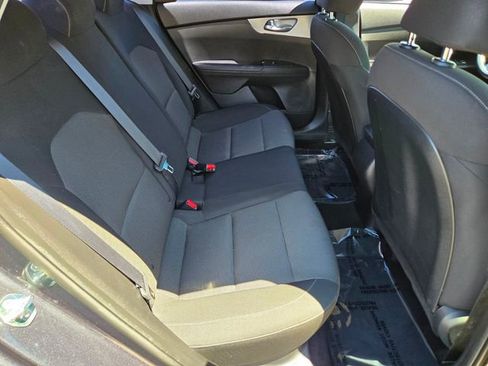 Used 2023 Kia Forte LXS FWD image 19