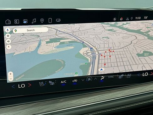 New 2025 Chevrolet Suburban Premier image 21