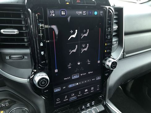 New 2026 RAM 1500 Big Horn AWD/4WD image 30