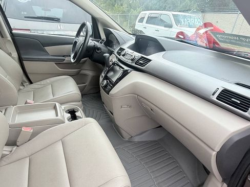 Used 2016 Honda Odyssey EX-L image 31