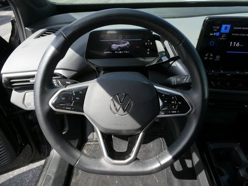 Used 2022 Volkswagen ID.4 Pro image 4