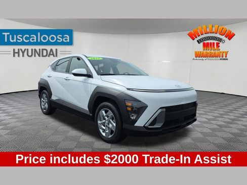 Used 2025 Hyundai Kona SE FWD image 1