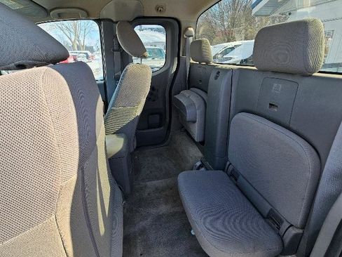 Used 2015 Nissan Frontier S image 20