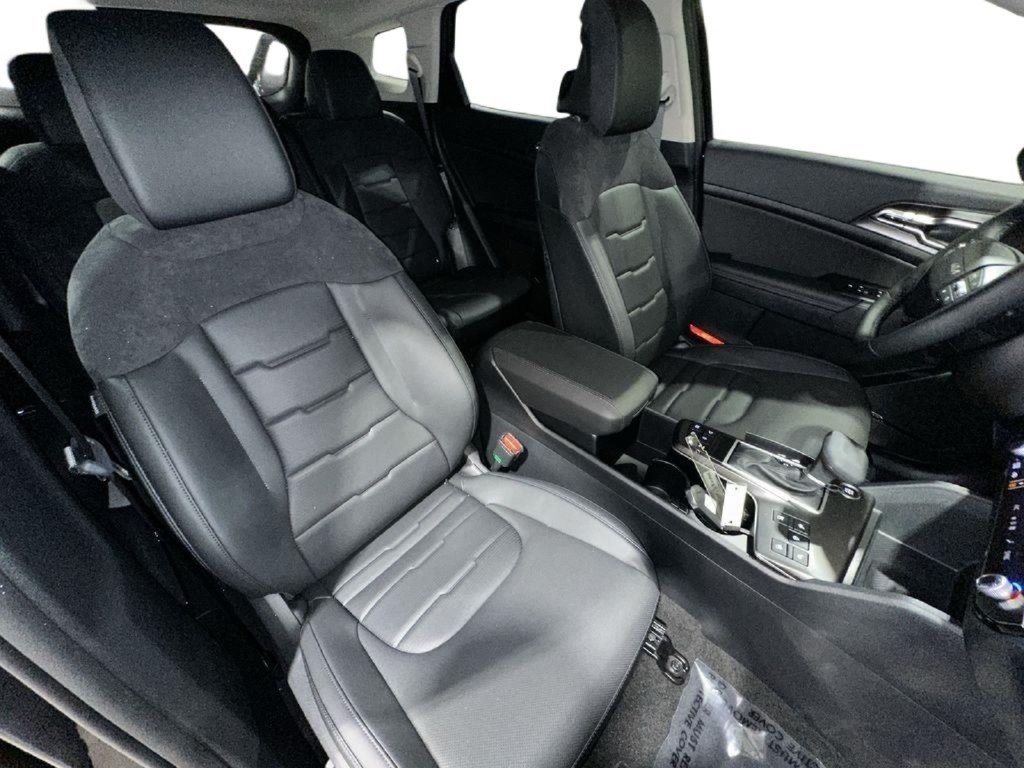 New 2026 Kia Sportage SX FWD image 26