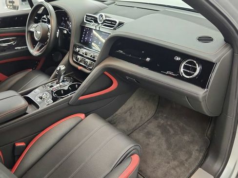 Used 2021 Bentley Bentayga Speed AWD/4WD image 30