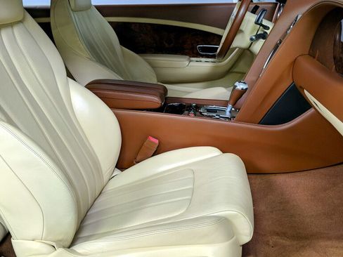 Used 2012 Bentley Continental GT image 23