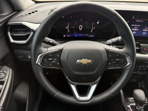 Certified 2024 Chevrolet TrailBlazer LT w/ LT Cold Weather Package FWD image 14