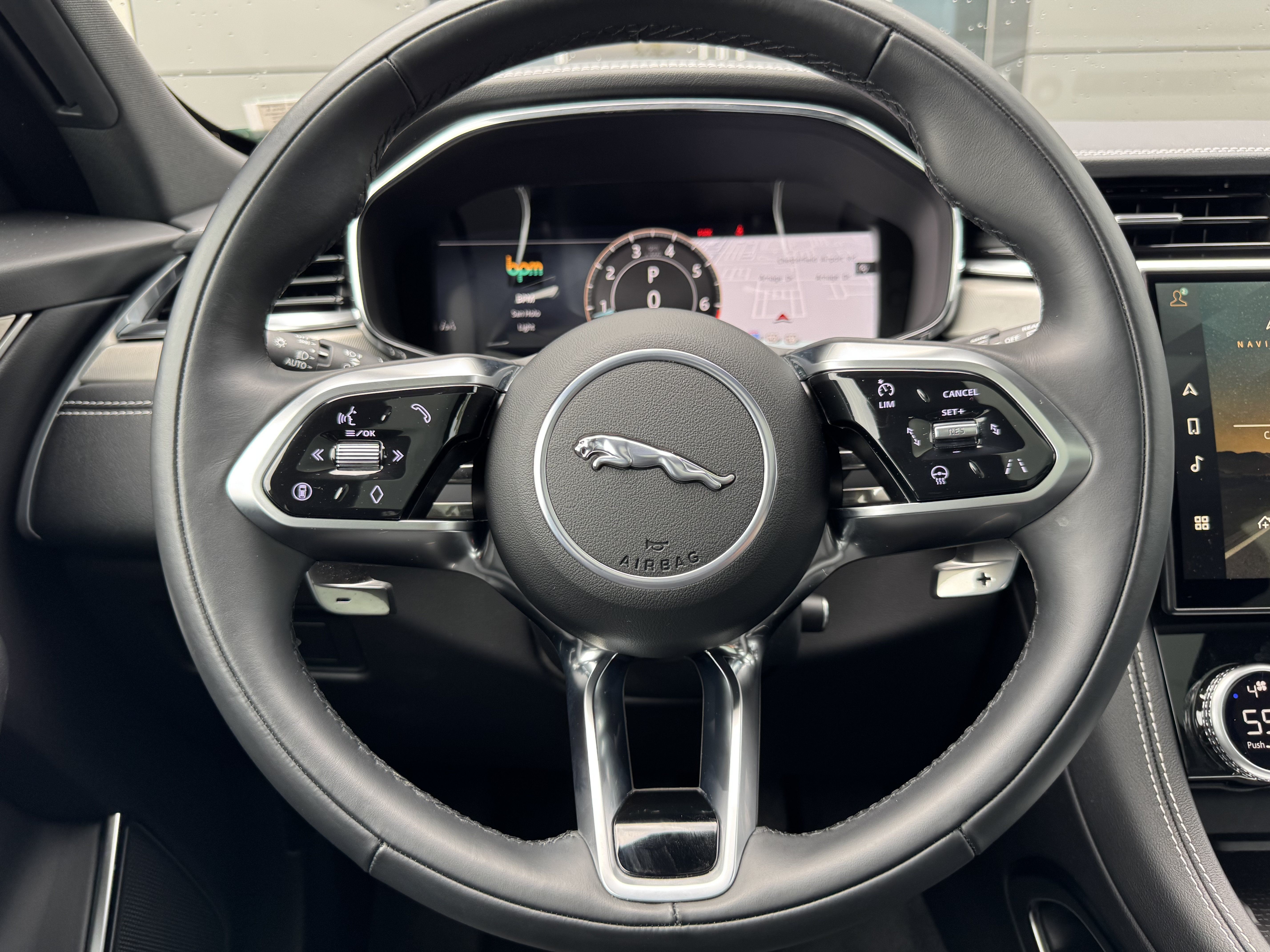 Used 2025 Jaguar F-PACE R-Dynamic S AWD/4WD image 16