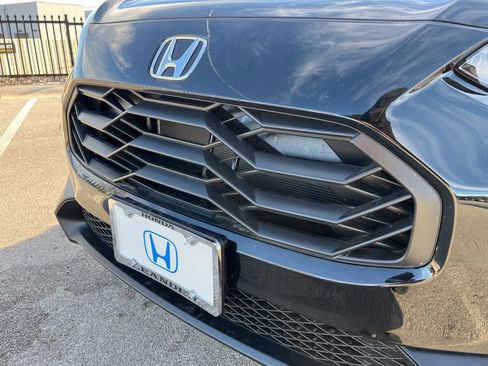 Certified 2026 Honda HR-V Sport image 15