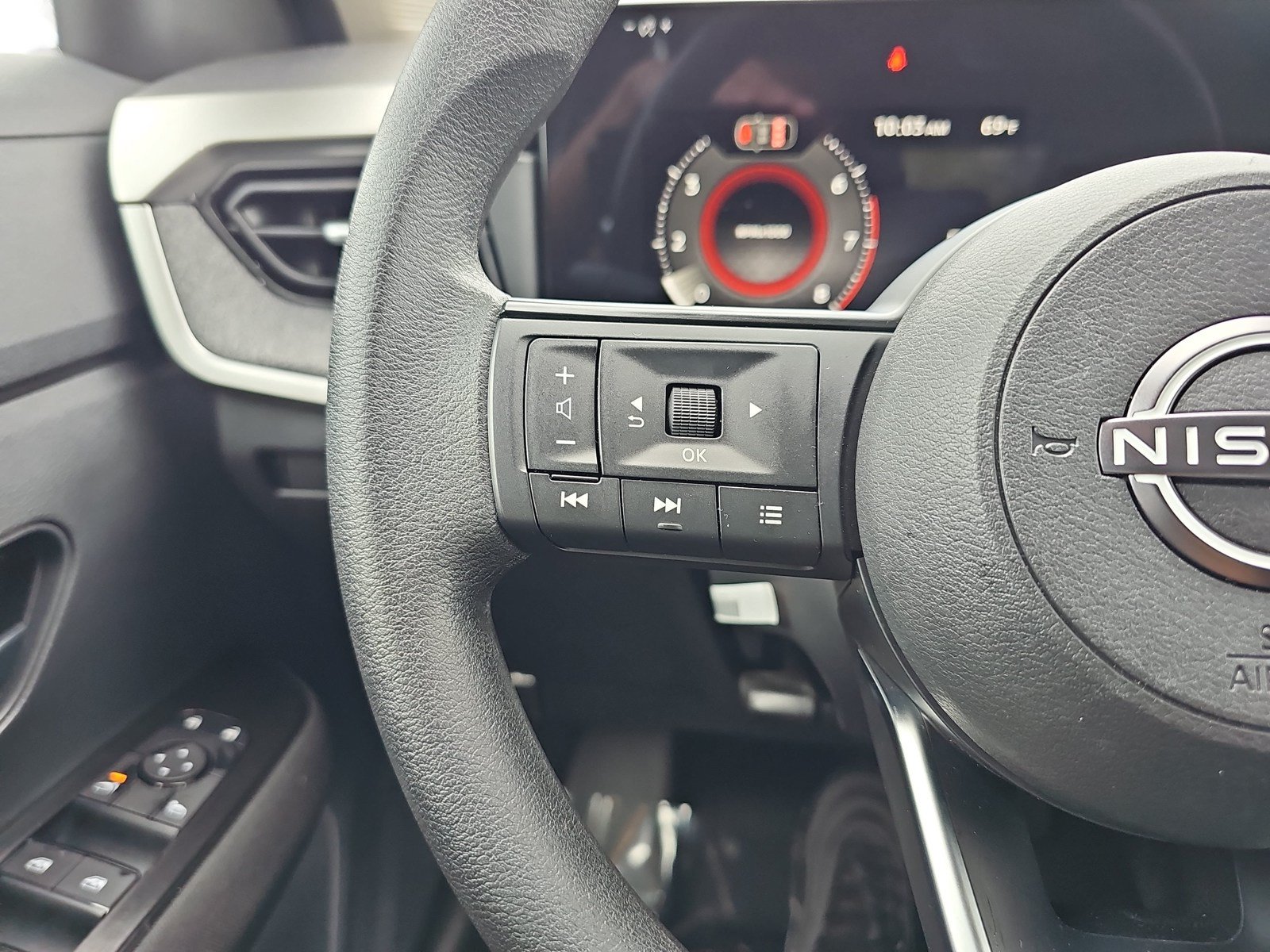 Used 2026 Nissan Kicks S FWD image 14