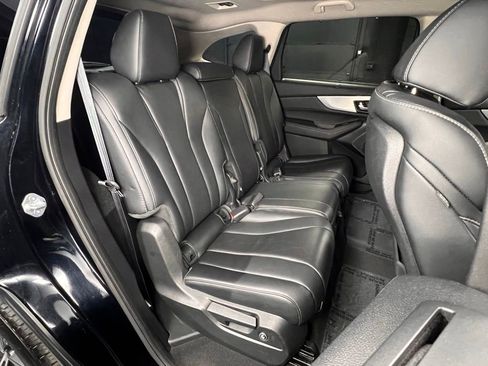 Used 2023 Acura MDX SH-AWD w/ Technology Package image 11