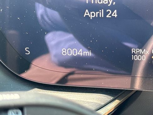 Used 2025 Buick Envision Avenir AWD/4WD image 19