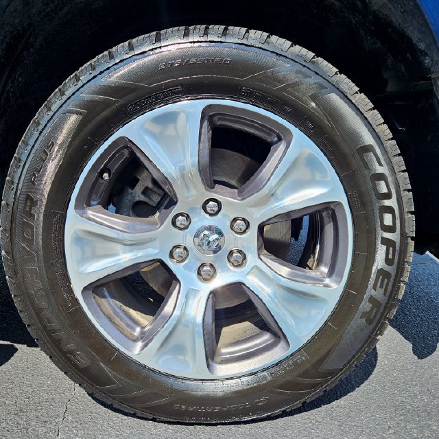 Used 2022 RAM 1500 Laramie AWD/4WD image 37