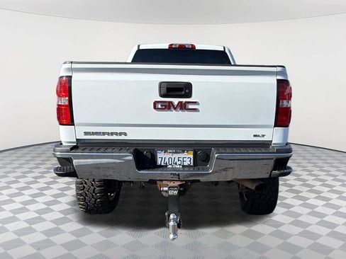 Used 2017 GMC Sierra 2500 SLT w/ Suspension Package, Off-Road AWD/4WD image 6
