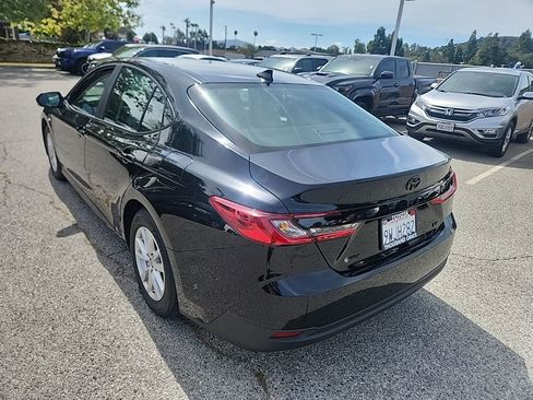 Used 2026 Toyota Camry LE image 3