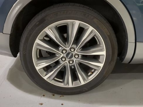 Used 2016 Lincoln MKX Reserve w/ Technology Package AWD/4WD image 6