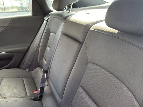 Used 2019 Chevrolet Malibu LT FWD image 19