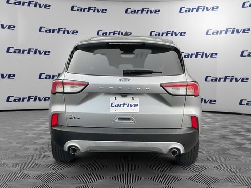 Used 2022 Ford Escape SE FWD image 4