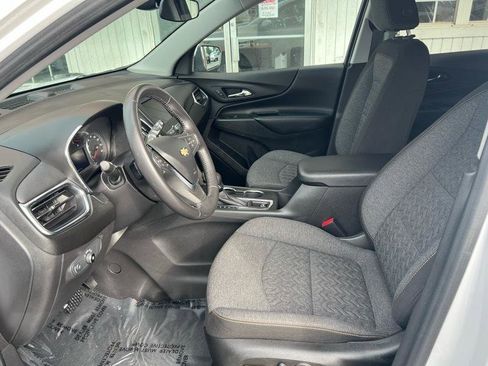 Used 2022 Chevrolet Equinox LT AWD/4WD image 13