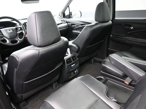 Used 2021 Honda Pilot Elite image 14