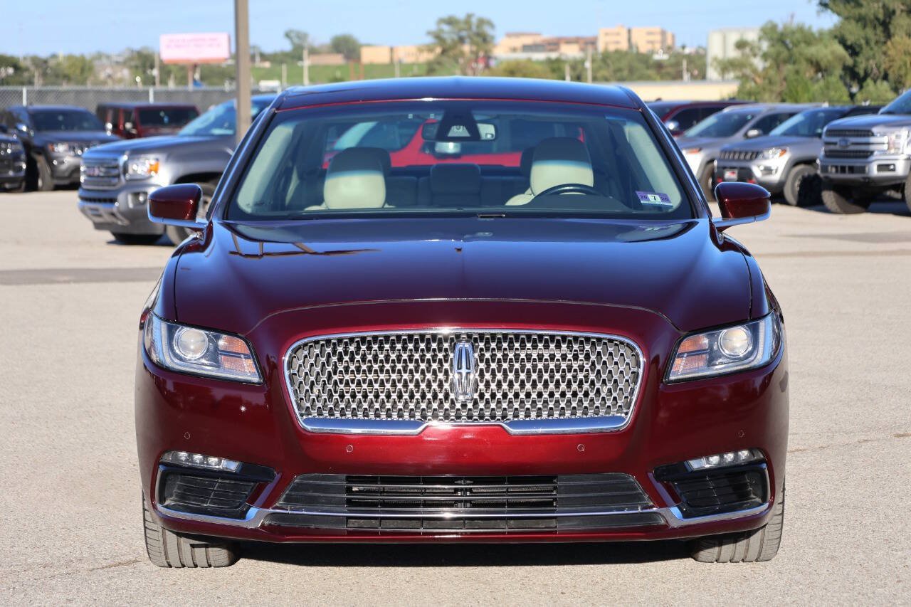 Used 2019 Lincoln Continental Select w/ Continental Climate Package FWD image 5