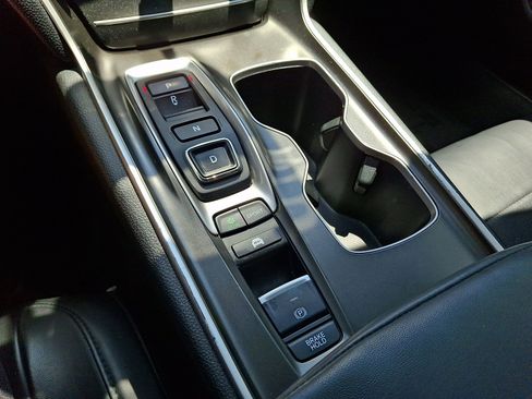 Used 2021 Honda Accord EX image 15