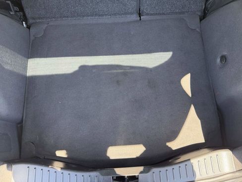 Used 2018 Ford Focus SE FWD image 31