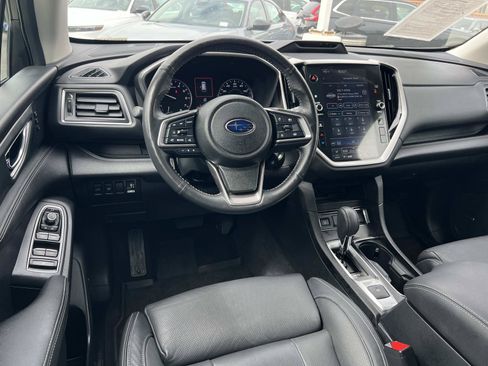 Used 2023 Subaru Ascent Limited w/ Technology Package AWD/4WD image 7