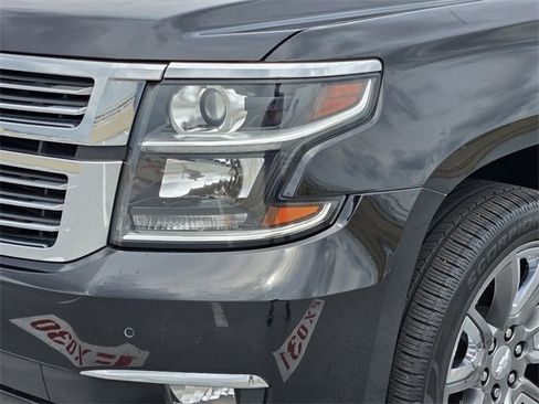 Used 2020 Chevrolet Tahoe Premier w/ Premier 6.2L Value Package image 8