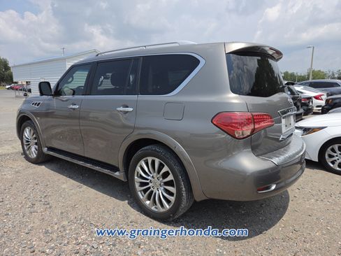 Used 2017 INFINITI QX80 2WD w/ Driver Assistance Package image 9