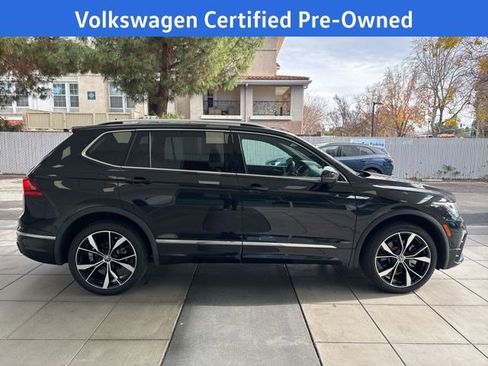 Certified 2024 Volkswagen Tiguan SEL R-Line image 10