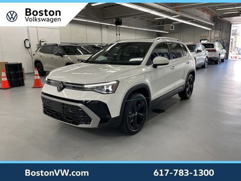 Used 2025 Volkswagen Taos SEL w/ Black Wheel Plus Package image 1