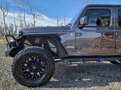 Used 2019 Jeep Wrangler Unlimited Sport S image 4