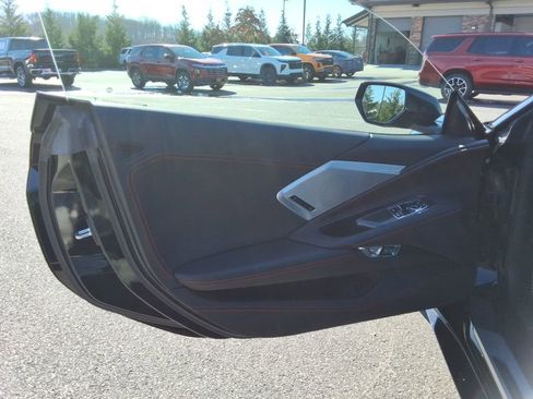 Used 2020 Chevrolet Corvette Stingray Premium Cpe w/ 3LT Preferred Equipment Group image 22