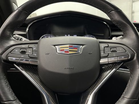 Used 2023 Cadillac XT6 Sport image 19