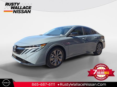 New 2026 Nissan Sentra SL image 1