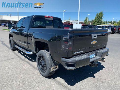 Used 2018 Chevrolet Silverado 2500 LTZ w/ Custom Sport Edition AWD/4WD image 5