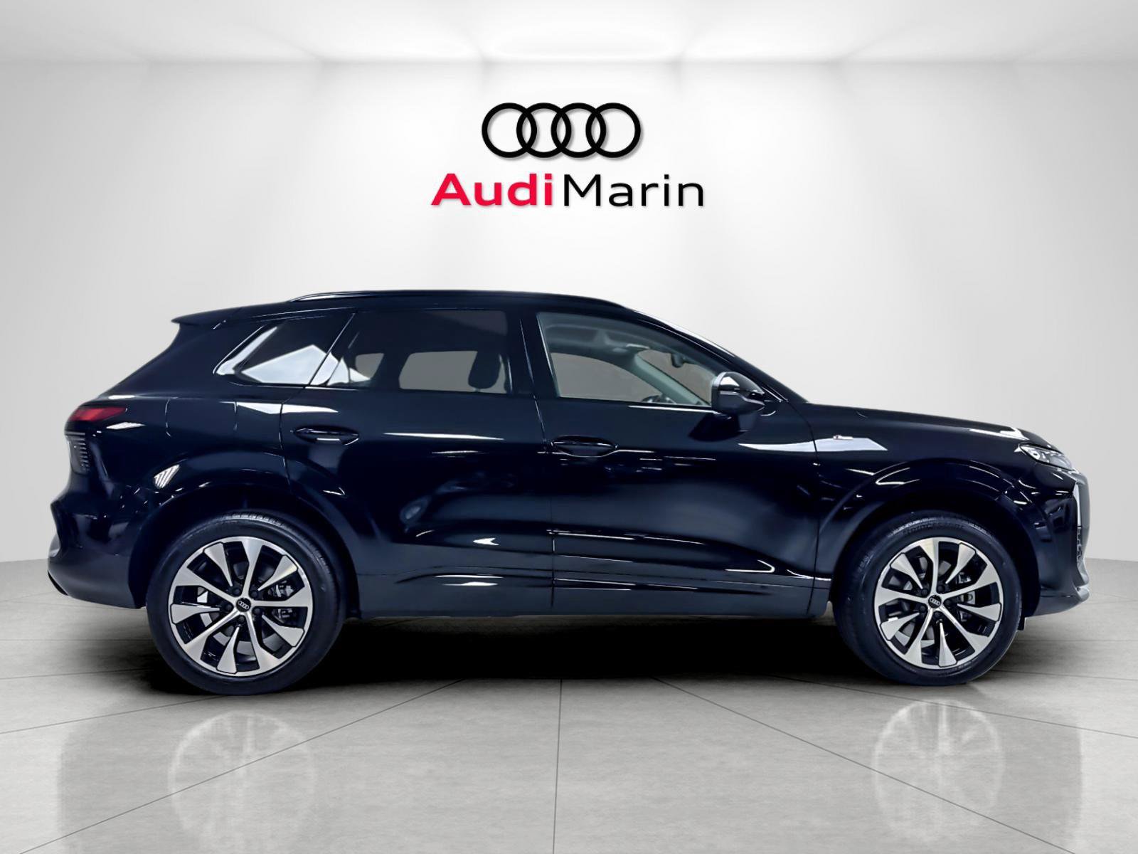 New 2026 Audi Q3 quattro 2.0T AWD/4WD image 6