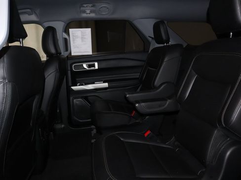 Certified 2023 Ford Explorer XLT w/ Equipment Group 202A image 16