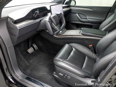 Used 2022 Tesla Model X image 14