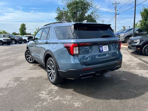 New 2026 Ford Explorer ST-Line RWD image 4