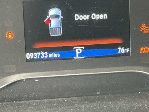 Used 2018 Honda Ridgeline RTL-E image 2
