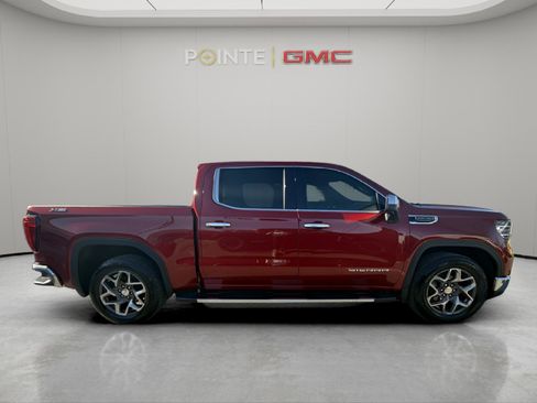 Used 2022 GMC Sierra 1500 SLT w/ SLT Premium Package image 9