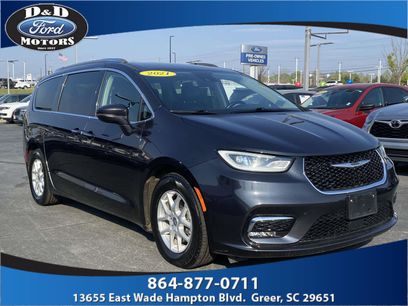 Used 2021 Chrysler Pacifica Touring-L
